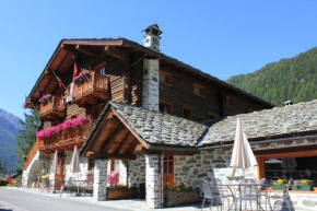 Отель Hotel Petit Tournalin  Камполук